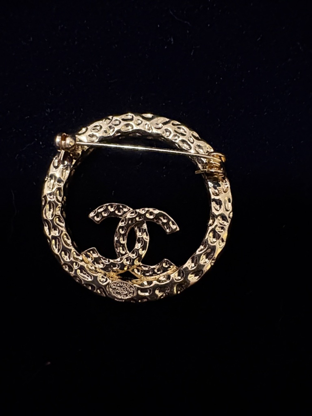 CHANEL Gold-Tone Crystal CC Circle Brooch - Picture 2 of 2
